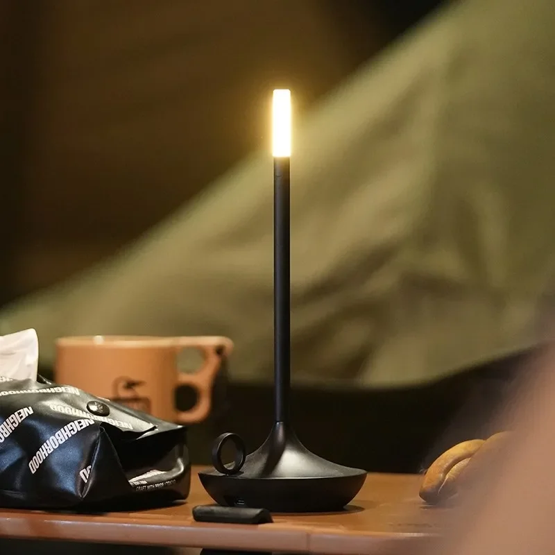 Noirlux - Modern LED Candlestick Lamp – Sleek Alternative for Traditional Candles